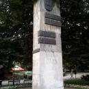 Bolesławiec - obelisk z odległościami w km do wybranych miast europejskich